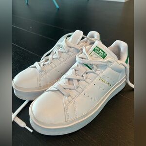 adidas - Women's Stan Smith Bonega Shoes (GY9310) size 5 1/2